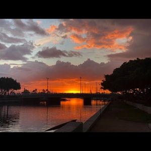 Meet your Posher, Fari